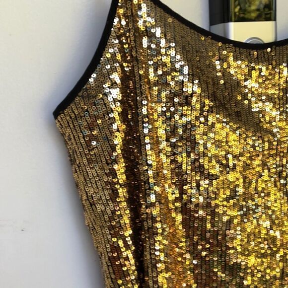 Sequined Top  - Picture 2 of 3
